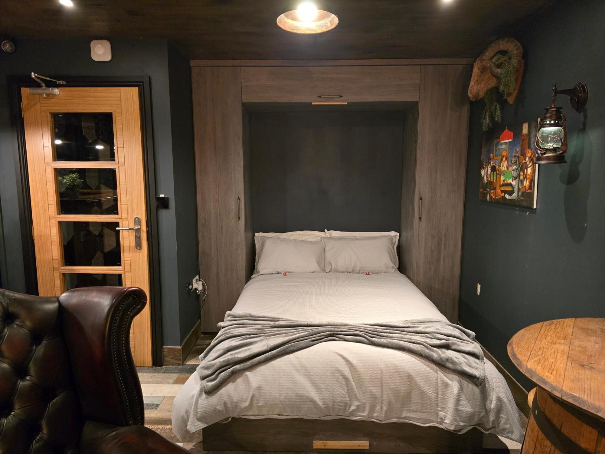 The Pub - Unique & Authentic Experience - Free Parking!, 5 Minutes From Airbus And The Mall Cribbs บริสตอล ภายนอก รูปภาพ