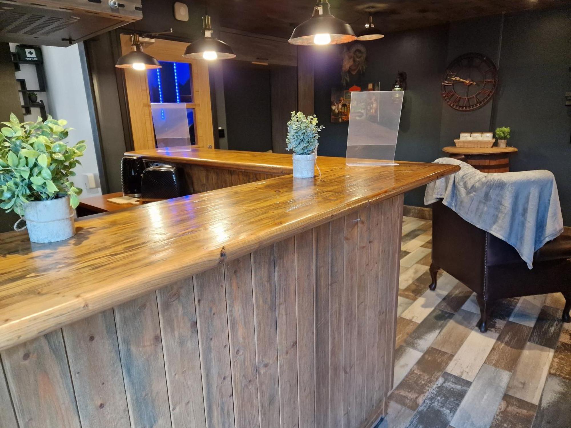 The Pub - Unique & Authentic Experience - Free Parking!, 5 Minutes From Airbus And The Mall Cribbs บริสตอล ภายนอก รูปภาพ
